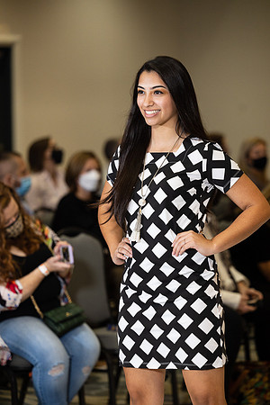 Charlotte Seen Fashion show November 2020-0753