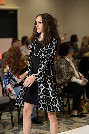 Charlotte Seen Fashion show November 2020-0776