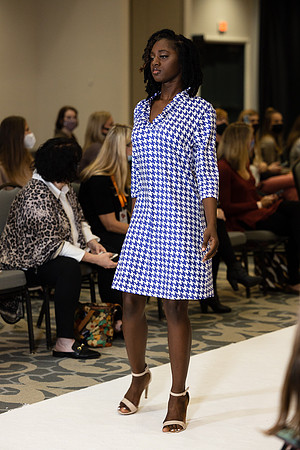 Charlotte Seen Fashion show November 2020-0628