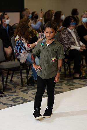 Charlotte Seen Fashion show November 2020-0502