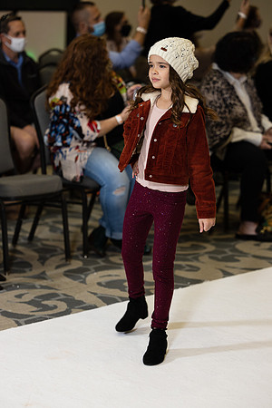 Charlotte Seen Fashion show November 2020-0506