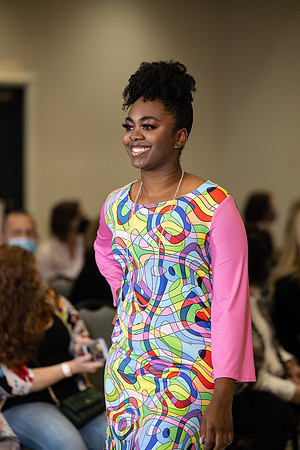 Charlotte Seen Fashion show November 2020-0721