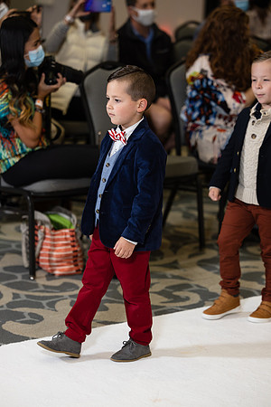 Charlotte Seen Fashion show November 2020-0411