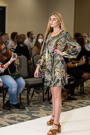 Charlotte Seen Fashion show November 2020-0621