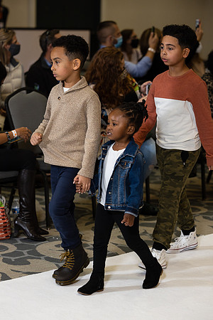 Charlotte Seen Fashion show November 2020-0542