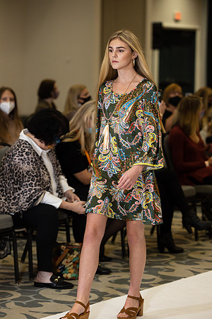 Charlotte Seen Fashion show November 2020-0618