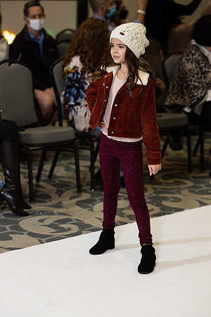 Charlotte Seen Fashion show November 2020-0509