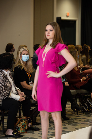 Charlotte Seen Fashion show November 2020-0722