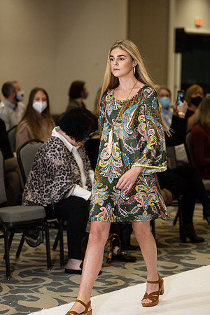 Charlotte Seen Fashion show November 2020-0619