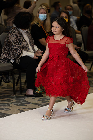 Charlotte Seen Fashion show November 2020-0464