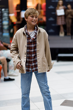 Back to school fashion show 2022-4430