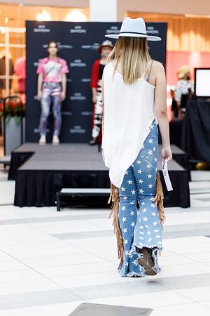 Back to school fashion show 2022-4547