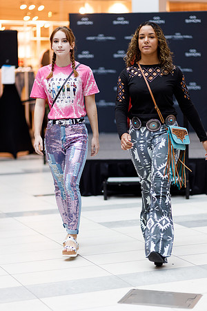 Back to school fashion show 2022-4498