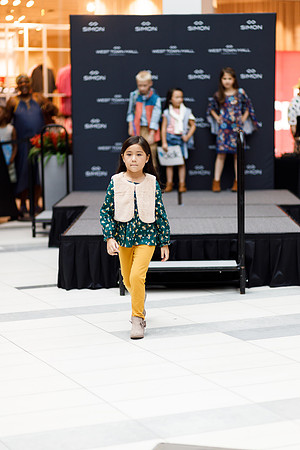 Back to school fashion show 2022-5047