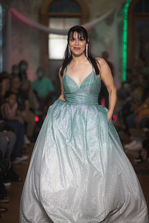 GATOR HATER FASHION SHOW 2021-5820