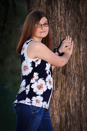 Kelly Isbill Senior Portraits-028