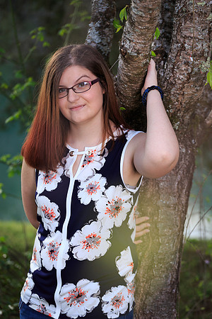 Kelly Isbill Senior Portraits-032