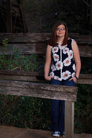 Kelly Isbill Senior Portraits-049