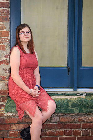 Kelly Isbill Senior Portraits-109