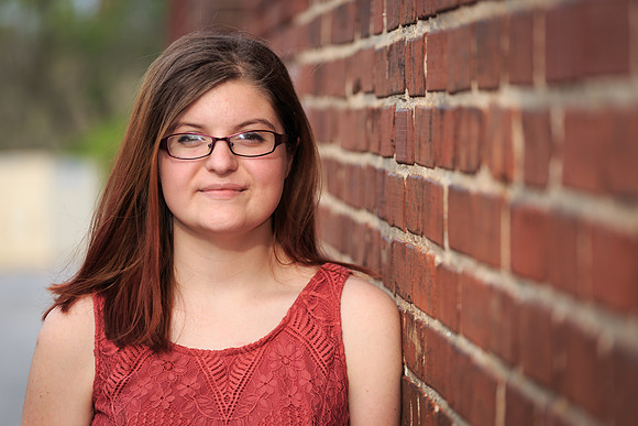 Kelly Isbill Senior Portraits-120