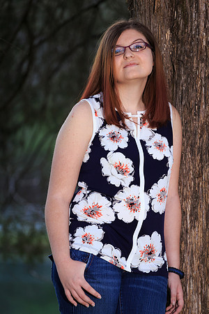 Kelly Isbill Senior Portraits-030