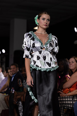 CFW 9_28_23-9324