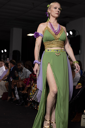 CFW 9_28_23-9338