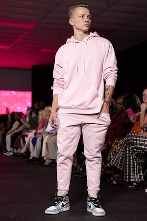 CFW 9_28_23-9441