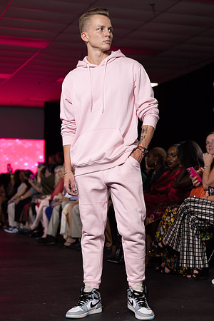 CFW 9_28_23-9442