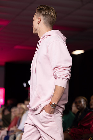 CFW 9_28_23-9445