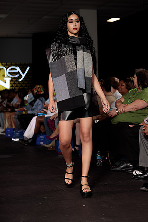 CFW 9_29_23-1383