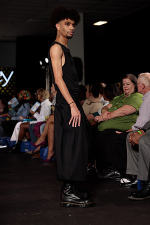 CFW 9_29_23-1411