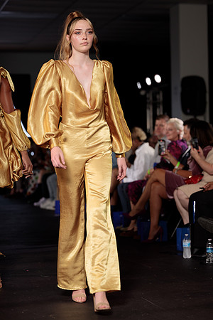 CFW 9_29_23-1727