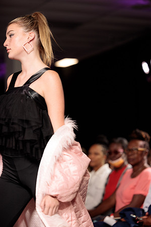 CFW 9_30_23 Evening Show-5886