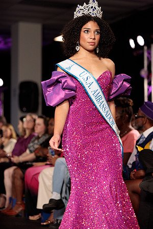 CFW 9_30_23 Evening Show-6148