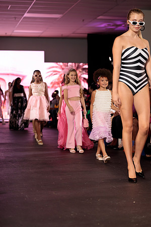 CFW 9_30_23 Evening Show-6326