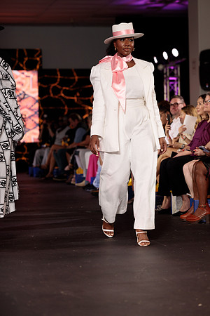 CFW 9_30_23 Evening Show-6402