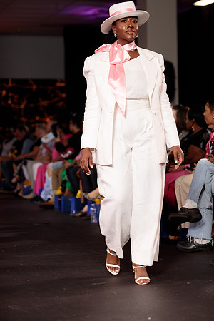 CFW 9_30_23 Evening Show-6403