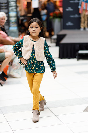 Back to school fashion show 2022-5053