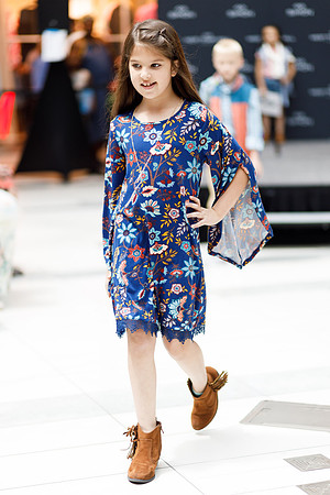 Back to school fashion show 2022-5025