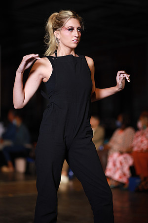 Charlotte Seen Fashion Week 2021-0002