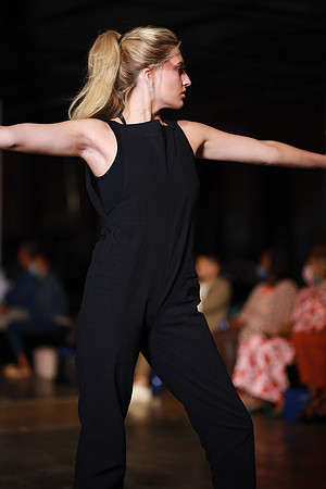 Charlotte Seen Fashion Week 2021-0003