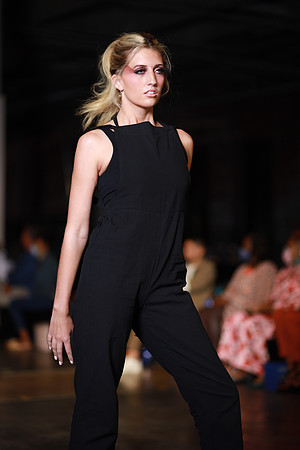 Charlotte Seen Fashion Week 2021-0004