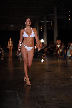 Charlotte Seen Fashion Week 2021-0077
