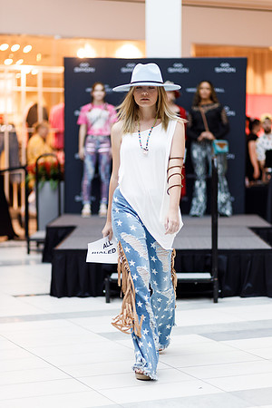 Back to school fashion show 2022-4534