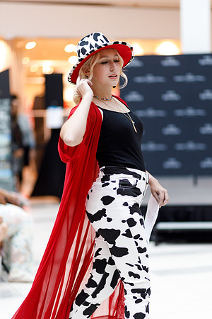 Back to school fashion show 2022-4489
