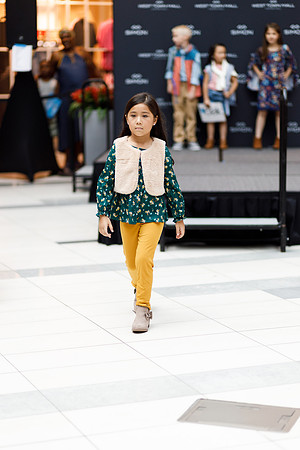 Back to school fashion show 2022-5049