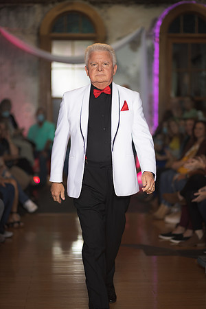 GATOR HATER FASHION SHOW 2021-6025