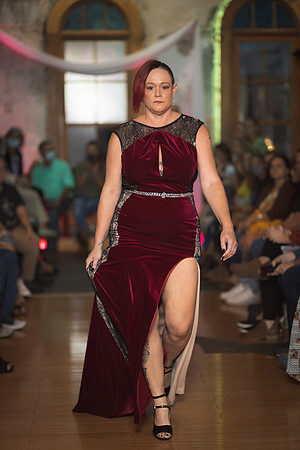 GATOR HATER FASHION SHOW 2021-5803