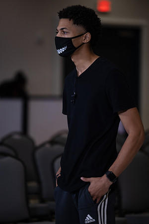 Charlotte Seen Fashion show November 2020-0324